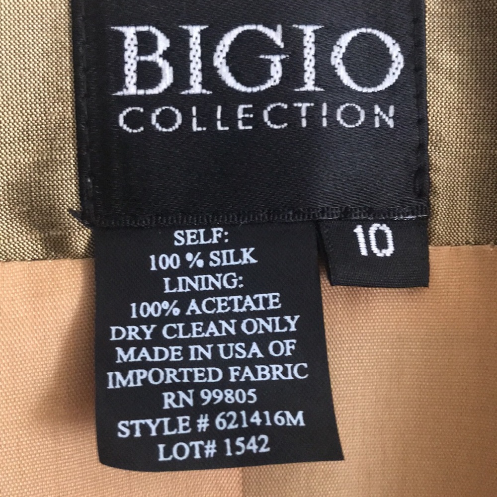 Silk Top - Picture 4 of 4